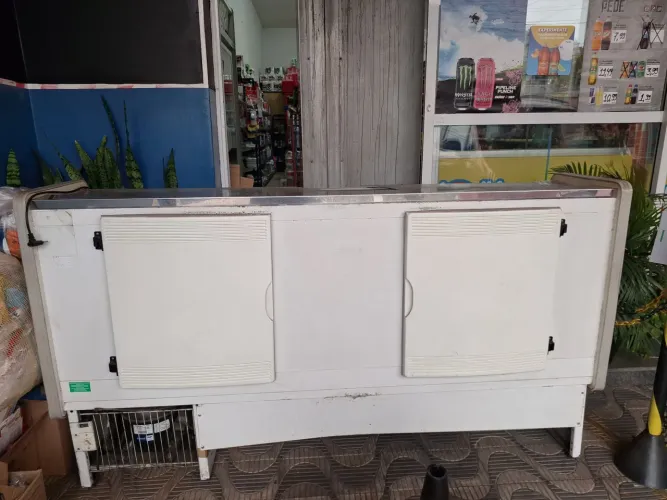 Balcão refrigerado usado 2 metros