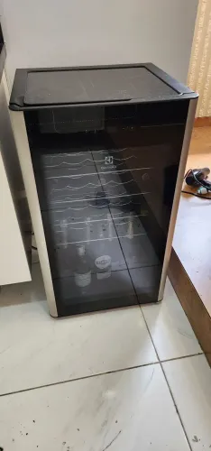 Técnico de adega de vinho