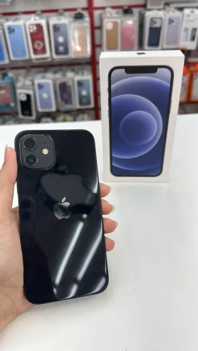 iPhone 12