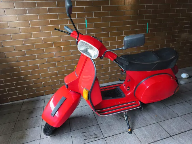 Vespa PX200 ano 1986 com partida elétrica 