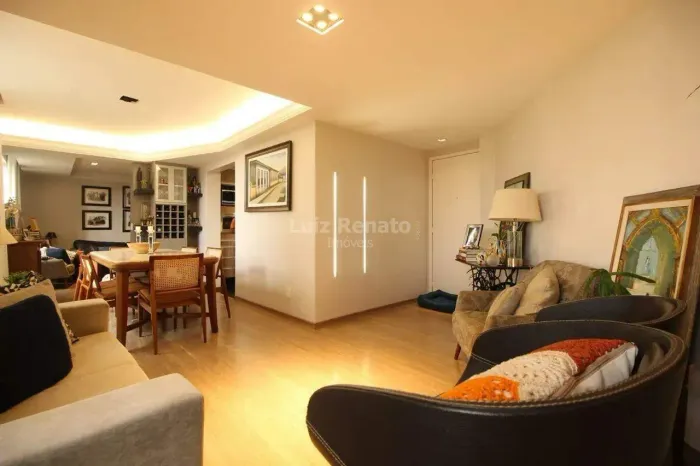Apartamento à venda no bairro Serra