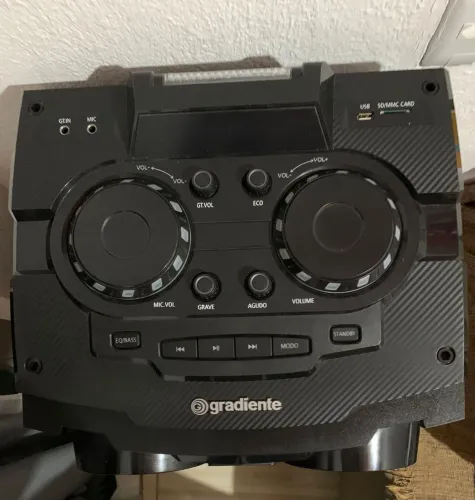 Caixa de Som Amplificada Gradiente Power Bass GCA103M - 1500W