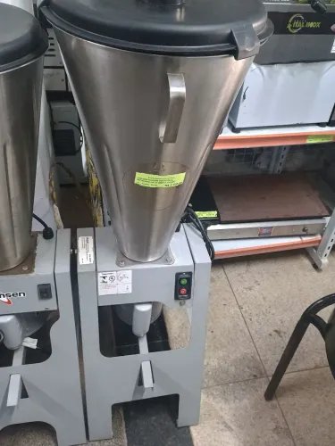 Liquidificador Baixa Rotação Skymsen Usado 25kg - Novo 
