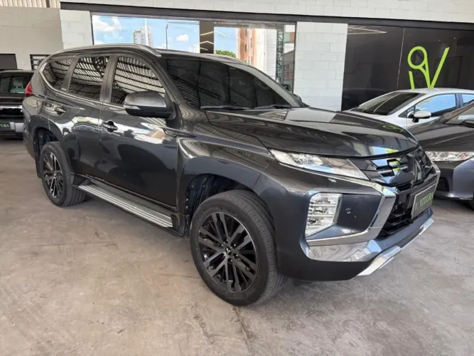 Mitsubishi Pajero Sport HPE-S 2.4 4X4 Diesel AUT 2025