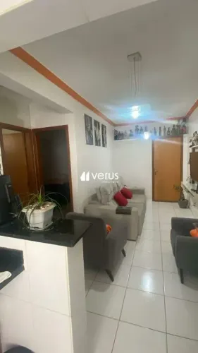 Apartamento à venda, 2 quartos, 1 suíte, 1 vaga, Santa Mônica - Uberlândia/MG