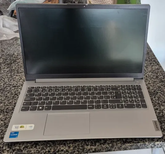 Notebook Lenovo IdeaPad 1 (i5 12ª Gen / 8GB RAM / SSD 512GB / Win 11)