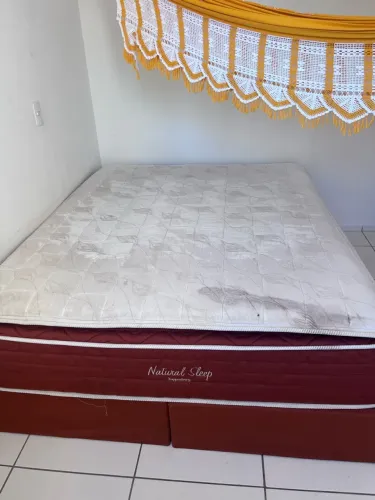 CAMA CASAL QUEEN