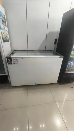 Freezer horizontal Fricon 411 litros