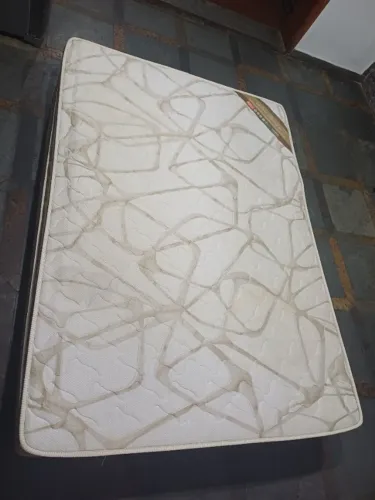 Colchão de Casal Ortobom Ouro Spring - Molas (1,38m x 1,88m)