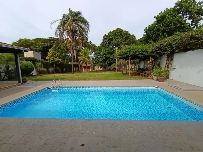 Chácara à Venda - Recanto do Guarapari - Nova Odessa - SP