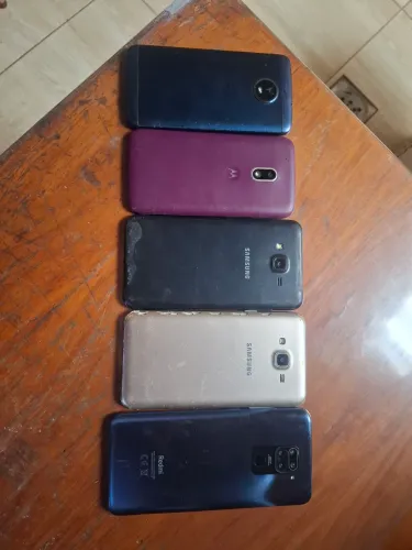 Vendo lote de celulares para retirada de peças ou conserto