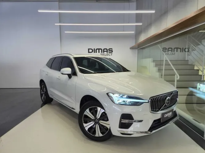 Volvo XC-60 T-8 Plus 2.0 AWD (híbrido) 2024