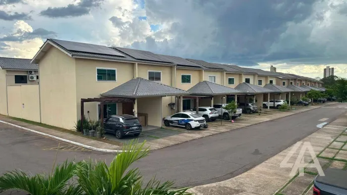 (Vende-se) Pedras do Madeira - Sobrado com 3 dormitórios, 120 m² por R$ 950.000 - Pedrinha