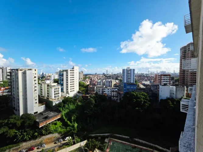 Excelente apartamento para venda com 67m2, 3/4 sendo um suíte, 2 vagas de garagem, Condomí