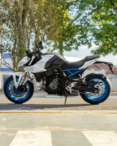 GSX 8S COMPLETA 2025