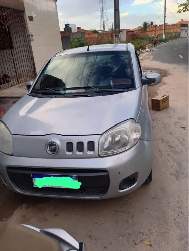 Fiat Uno Vivace/rua 1.0 EVO Fire Flex 8V 5P 2012