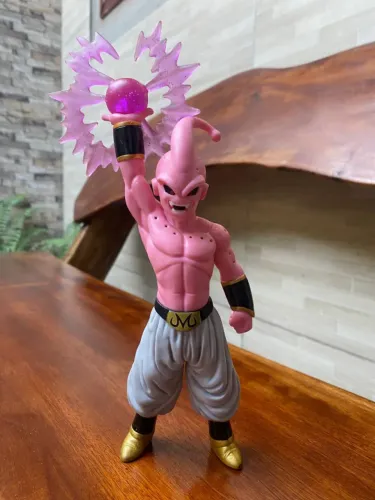 Action Figure Dragon Ball - Kid Boo Com Esfera De Poder 25cm
