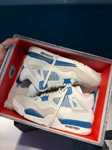 Tênis Nike Jordan 4 - Military Blue - 42