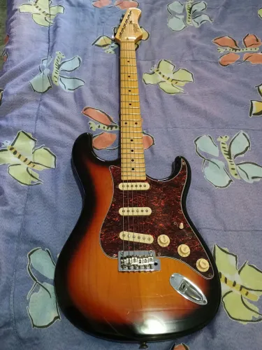 Guitarra Tagima T635 New Classic 