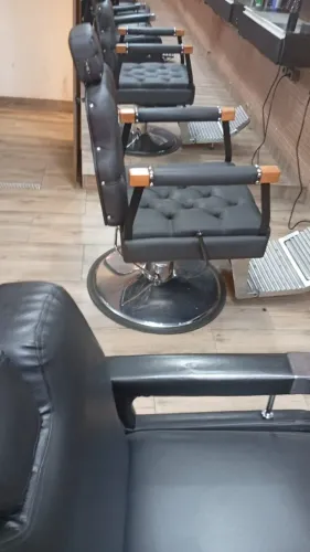 Cadeira de Barbeiro novinha