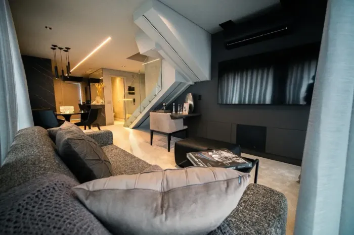 Cobertura duplex, Venda ou locação, 1 suíte, 94m2, Pinheiros, Mobiliada