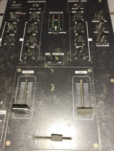 mixer gemini profissional 4 canais 2 phono e mic