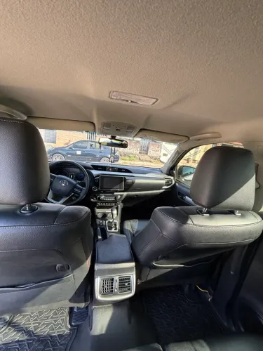 Toyota Hilux CD SRX 4X4 2.8 TDI 16V Diesel Aut. 2016