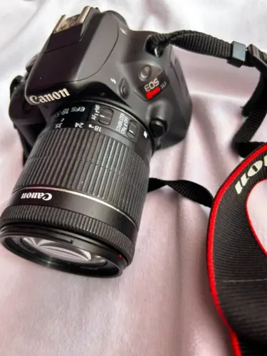 Camera Canon EOS Rebel SL1 com 2 Lentes Canon + flash