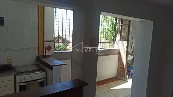 Apartamento : / Residencial / Santa Teresa
