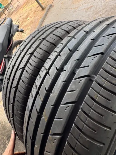 Par de Pneus Dunlop 215/55 R17 94w Sp Sport Fm800 Aro 17, 80% vida útil