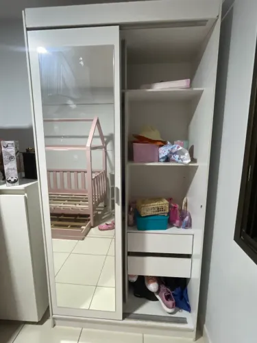 Guarda roupa solteiro 