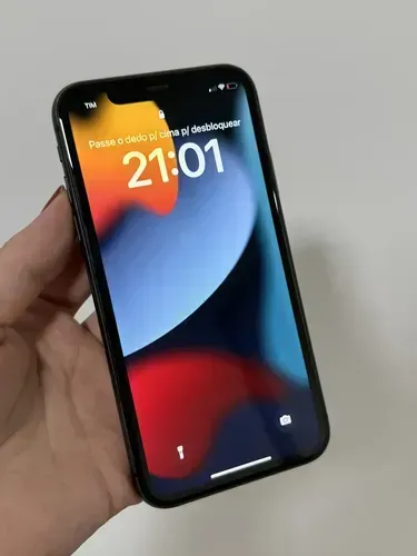 iPhone 11 64GB Preto Bateria 72% (com caixa) // impecável // retirada na Savassi
