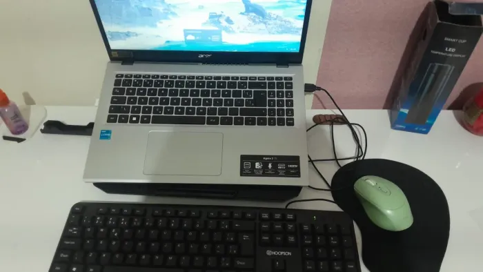 Vendo notebook Acer 