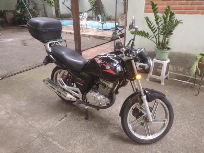 Suzuki GSR 150i 2015/2016 - Único dono