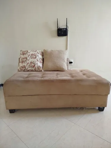 Sofá 2 Lugares Bege - Recém Higienizado e Muito Conservado