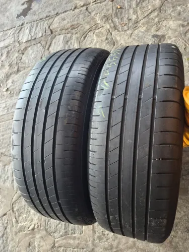 2 pneus 205/55/17 Goodyear meia vida originais do t cross e outros (450 em 3× no ct