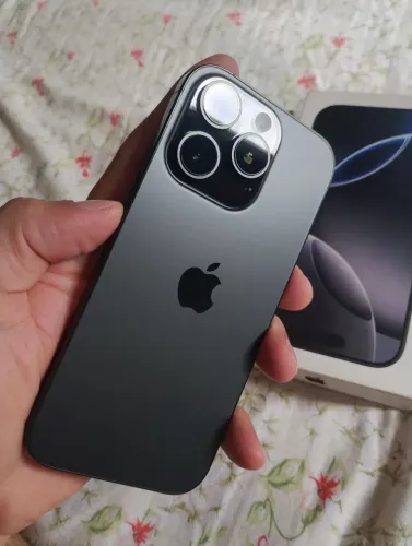iPhone 16 Pro 