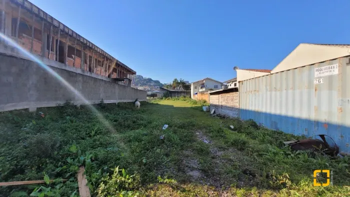 Terreno à venda na Fazenda Santo Antônio - 869m²