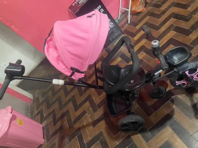 Carrinho de passeio infantil