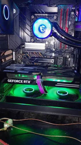 Placa Mae B660m Tuf Plus D4 DDR4 Leia todo o anuncio* Defeito no slot PCI-express principa