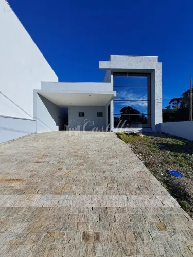 Casa à venda, no Bairro Uvaranas, em PONTA GROSSA - PR