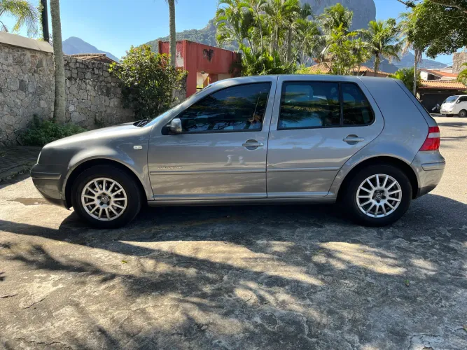 Volkswagen Golf 2.0/ 2.0 MI Flex Comfortline Aut. 2006