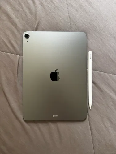 iPad Air M3 11 128GB Cinza Espacial + Apple Pencil Pro - Seminovo Impecáve