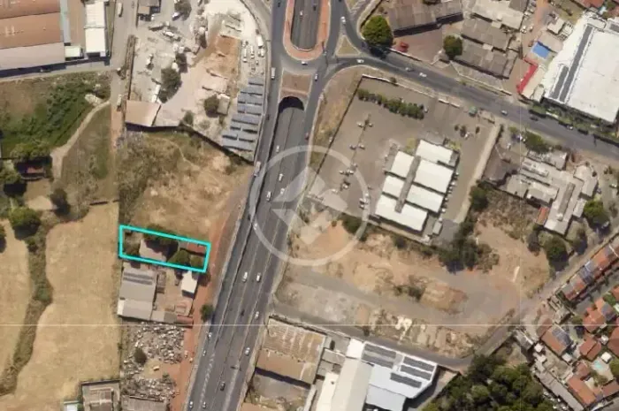 Vendo terreno na Avenida Miguel Sutil com 1.100m2, região da Arena Pantanal codigo: 279889