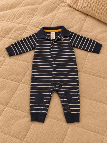 Macacão Polo Azul Carter's 3M
