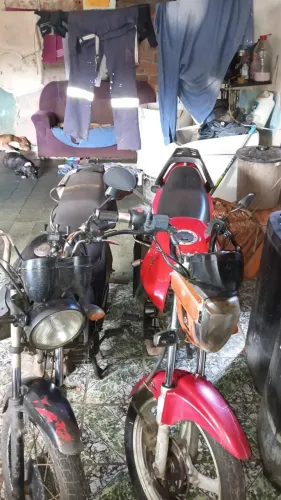 VENDO DUAS MOTOS*