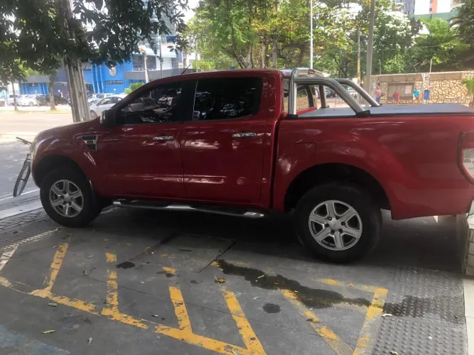 Ford Ranger XLT 2.5 16V 4X2 CD Flex 2014