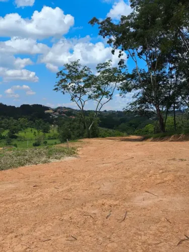 Lotes de 1000m² / 2km da Estrada de Chão / Aceito Veículos