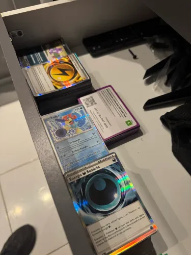 Cards AVULSOS Pokémon Coleção Escuridão e Caos ascendentes (CONSULTAR)