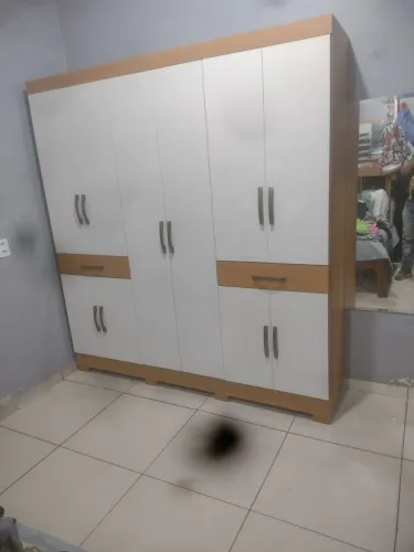 Montagem de móveis 